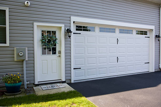 24/7 Emergency Garage Door Panel Replacement experts in Garrard County County, KY